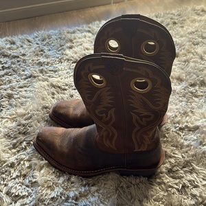 Mens 13D Ariat Boots